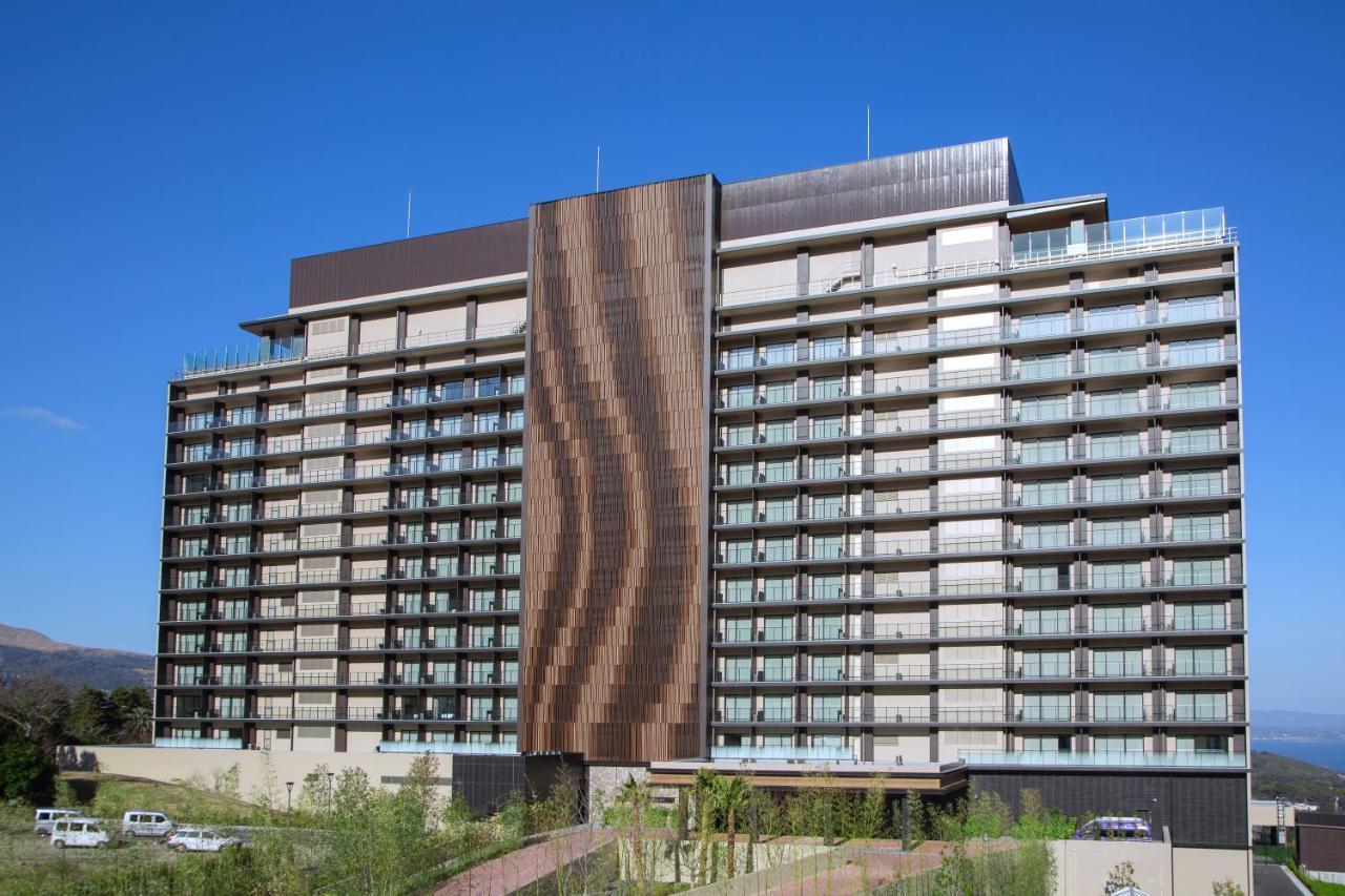 Suginoi Hotel 4*